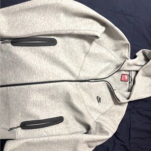 Nike tech Light Gray Full-Zip